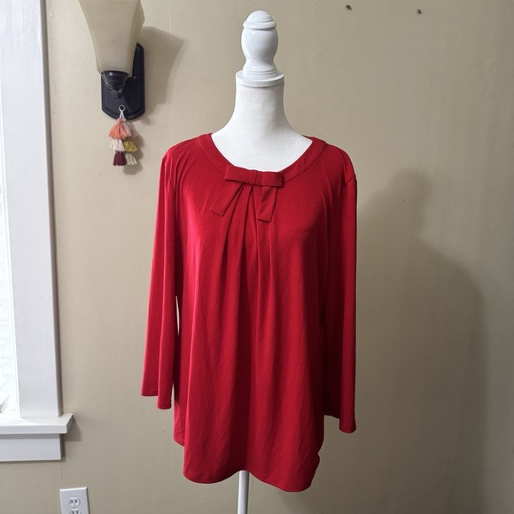 Karl Lagerfeld Tops - Karl Lagerfeld Red Bow Flowy 3/4 Sleeve Blouse Top Women's Large Holiday‎ Modest